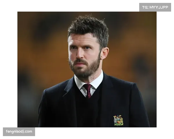 曼联主场两球完胜热刺 临时主帅卡里克延续连胜势头